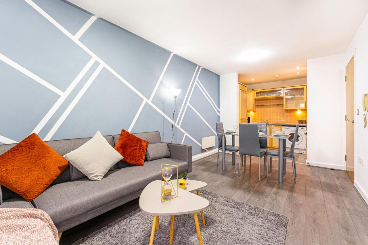 Jkg Property Solutions Presents Cosy City Apartment Coventry Exteriör bild