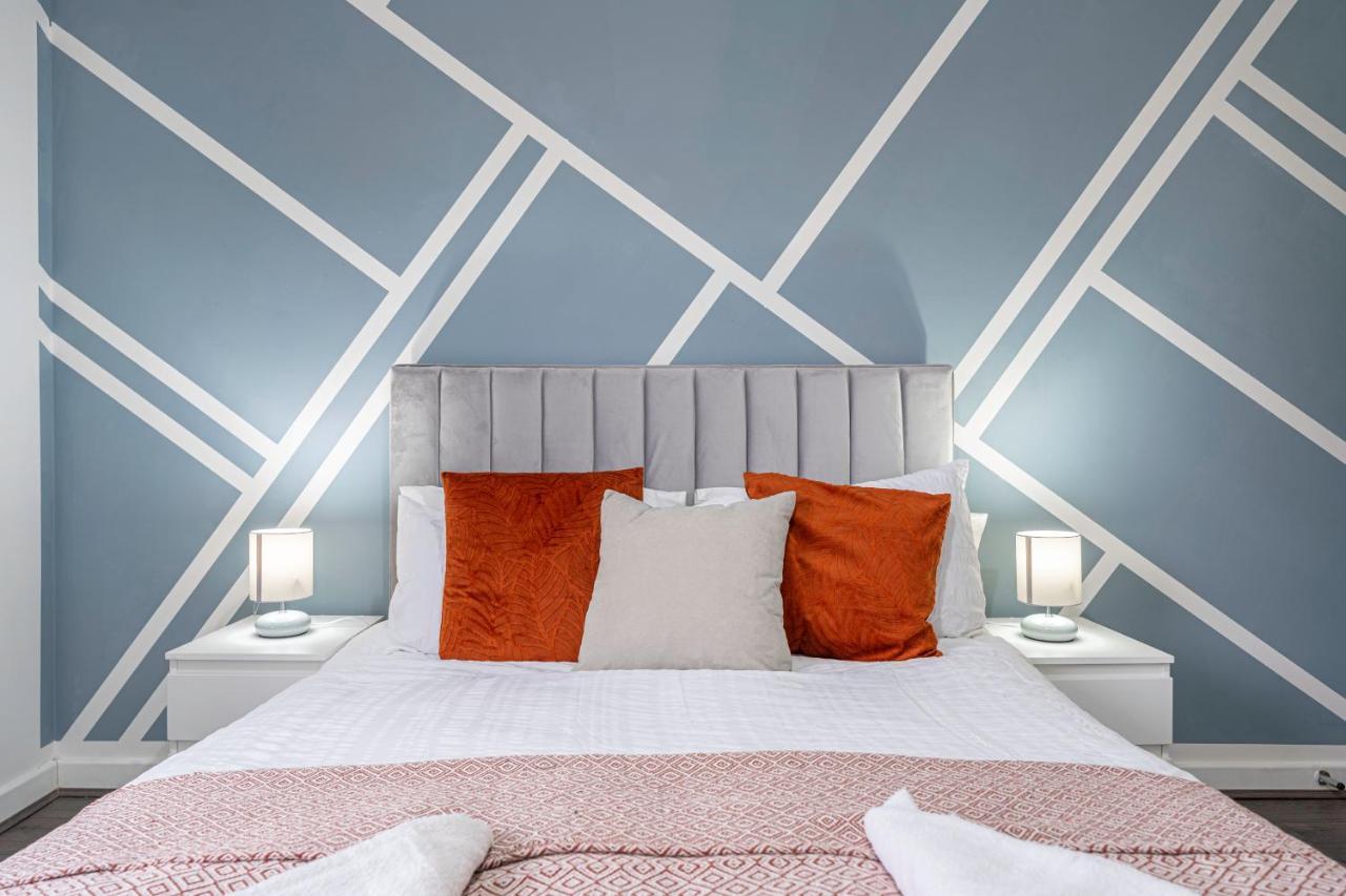 Jkg Property Solutions Presents Cosy City Apartment Coventry Exteriör bild